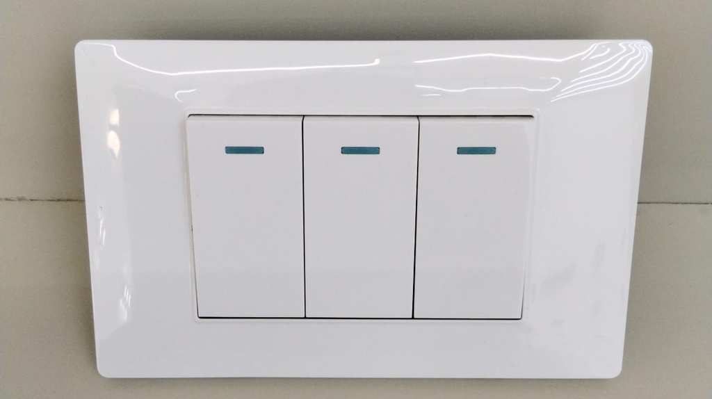 CBTTC03 Toma Interruptor Triple CURVE (BLANCO)