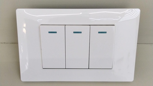 [CBTTC03] CBTTC03 Toma Interruptor Triple CURVE (BLANCO)